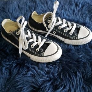Youth Black/White Converse Chucks